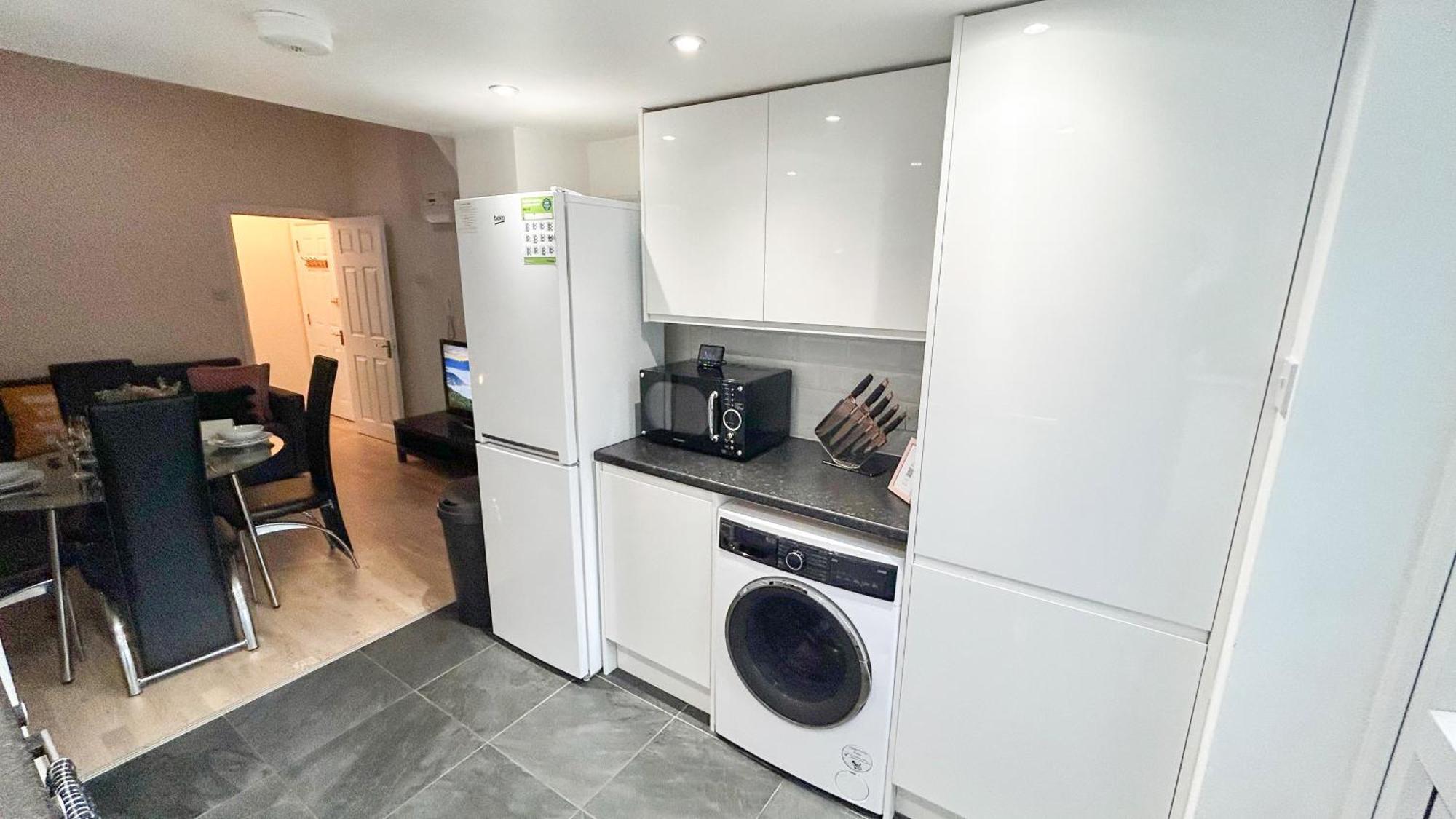 1-Bedroom Flat With Small Garden & Paid Parking In Finsbury Park, Highbury Londýn Exteriér fotografie