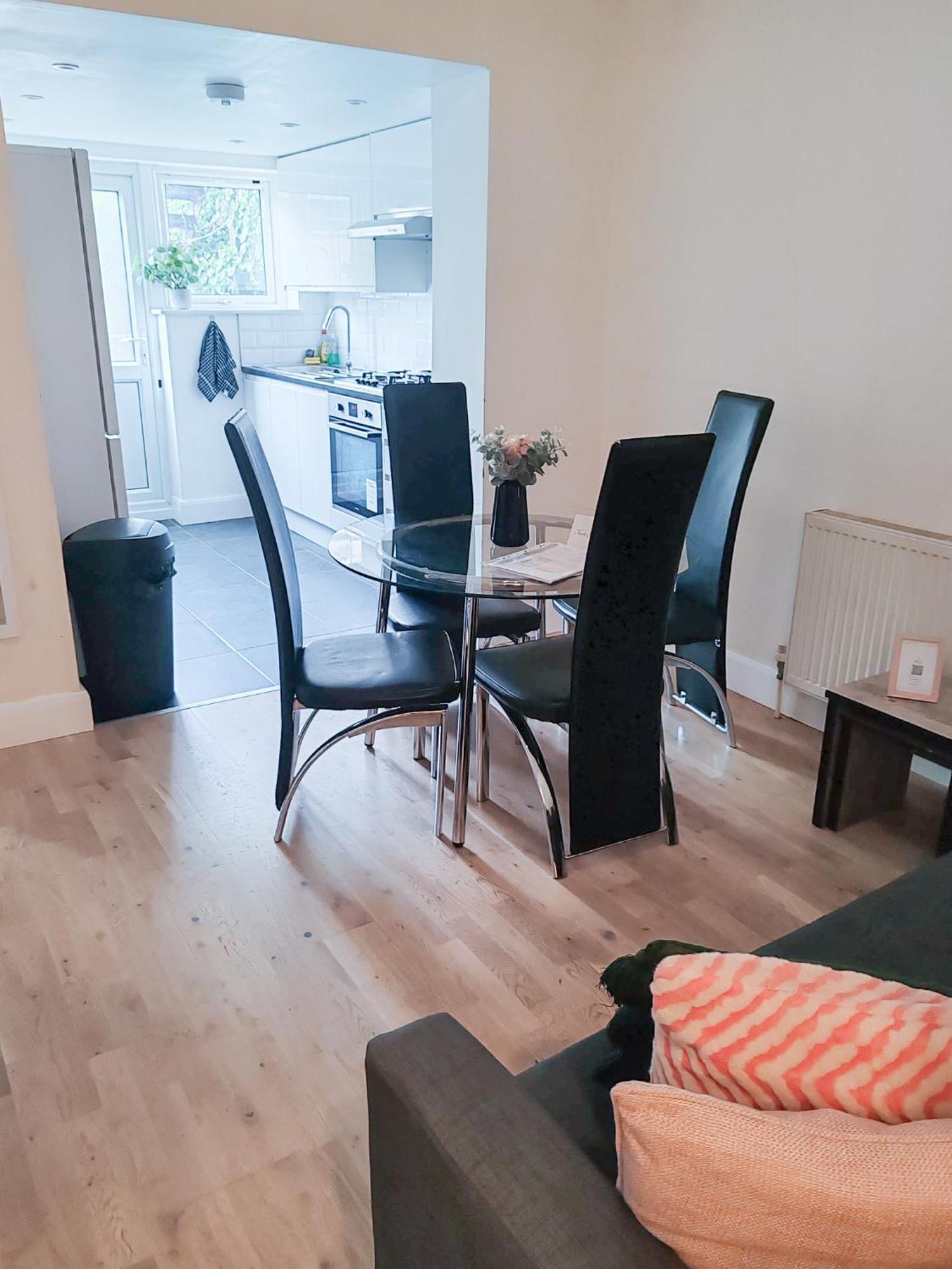 1-Bedroom Flat With Small Garden & Paid Parking In Finsbury Park, Highbury Londýn Exteriér fotografie