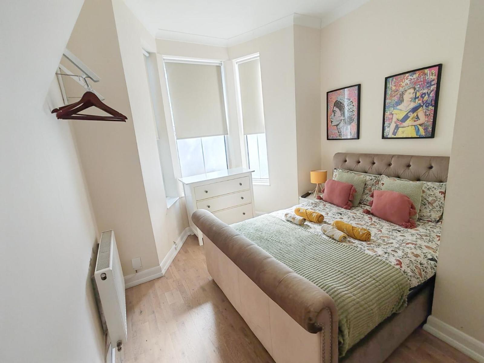 1-Bedroom Flat With Small Garden & Paid Parking In Finsbury Park, Highbury Londýn Exteriér fotografie