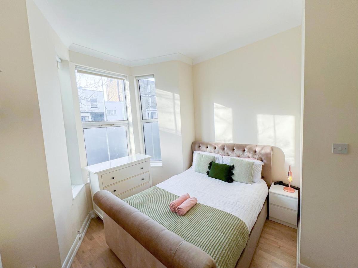 1-Bedroom Flat With Small Garden & Paid Parking In Finsbury Park, Highbury Londýn Exteriér fotografie